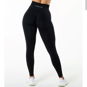 Alphalete Amplify Small